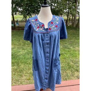 Vintage Denim Dress Cottagecore Embroidered Flowers Ladybugs Short Sleeves Butto